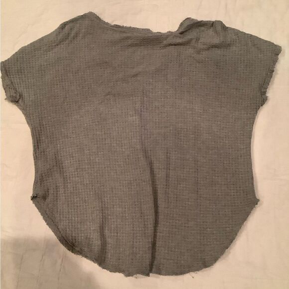 Blu-pepper grey button up and can tie bottom loose fit waffle knit Henley small - Picture 8 of 8